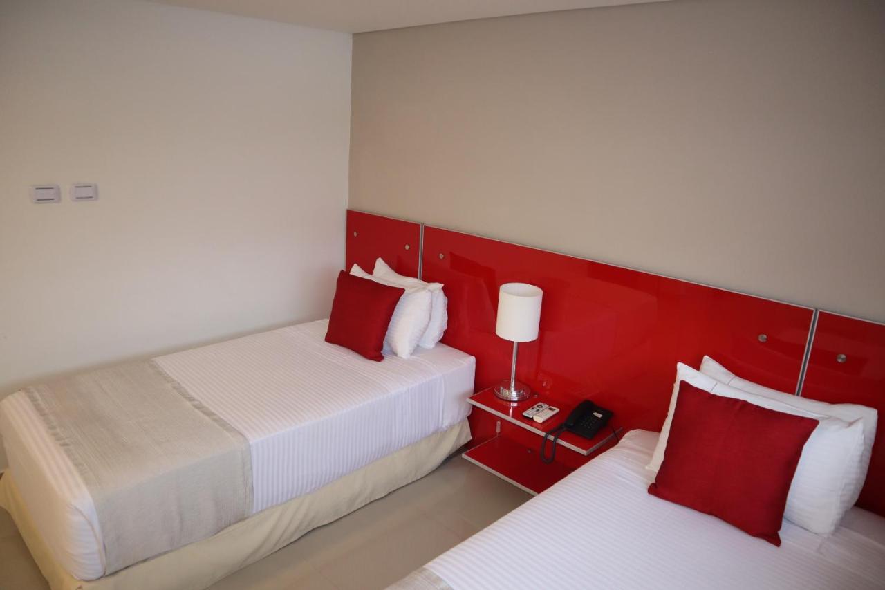 Hotel Blue 66 Cali Kültér fotó