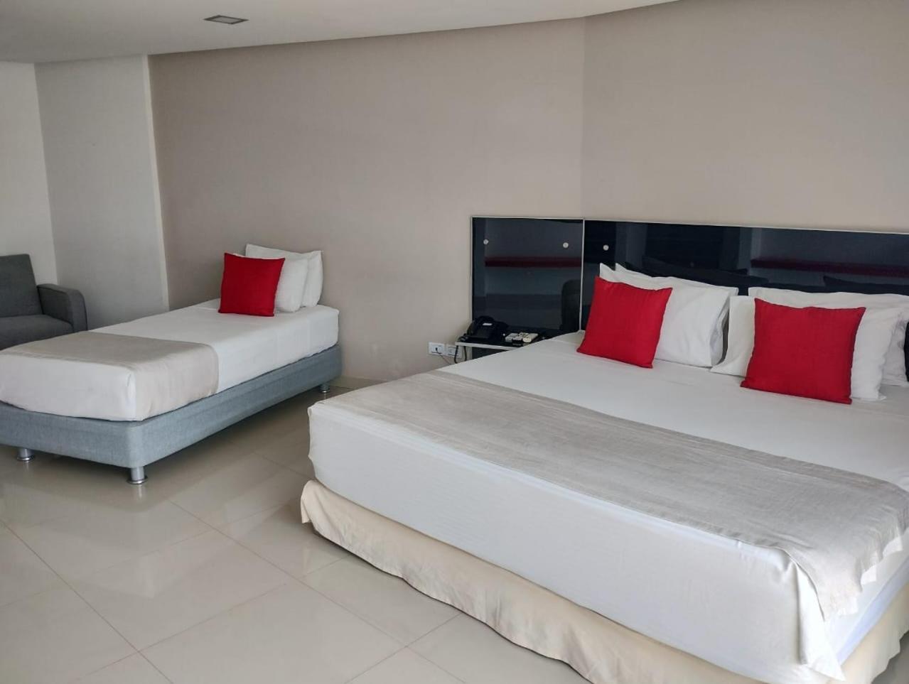 Hotel Blue 66 Cali Kültér fotó