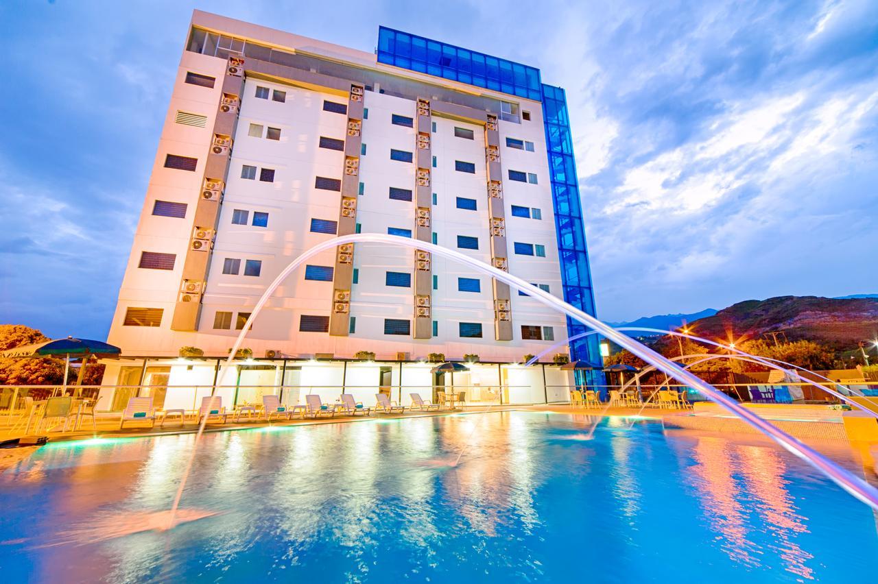 Hotel Blue 66 Cali Kültér fotó